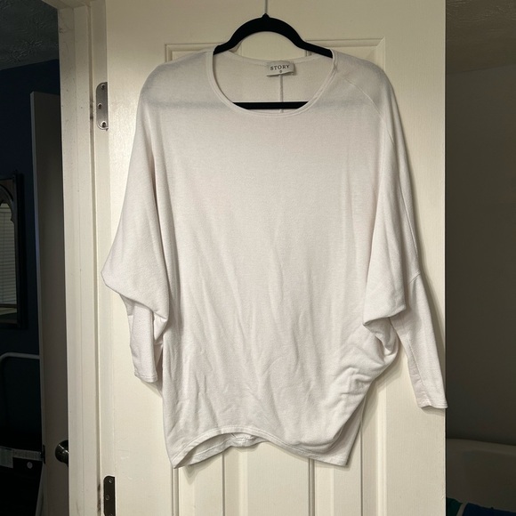 Take the long road top as seen on Daryl Ann Denner- White - Picture 5 of 5